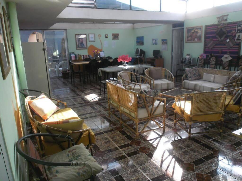 Hostel Sunny Days อารีกา ภายนอก รูปภาพ